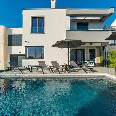 Antea By Interhome